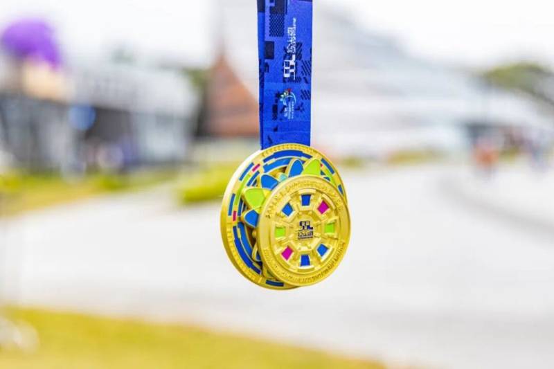 2025東莞松山湖科學(xué)城半程馬拉松線上賽獎(jiǎng)品（4）